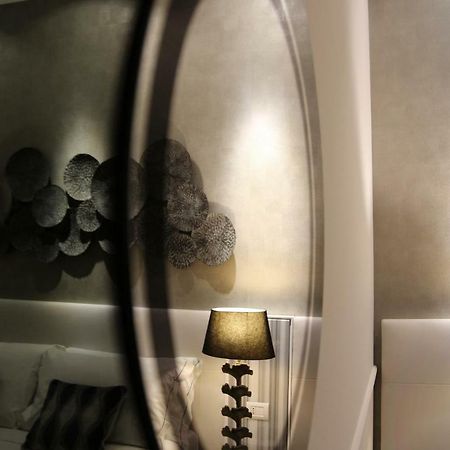 Suite Via Roma 119 ลาสเปเซีย ภายนอก รูปภาพ