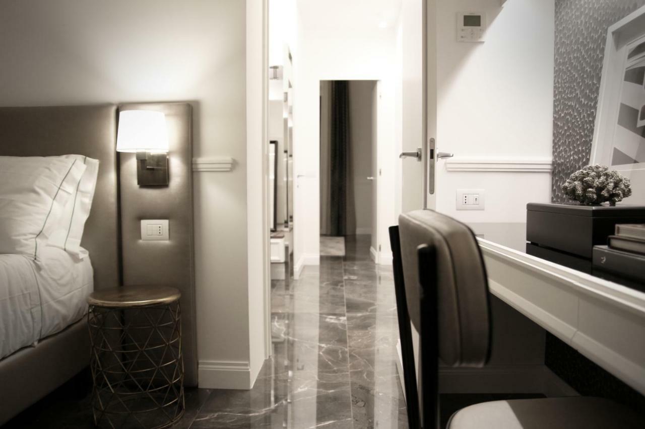 Suite Via Roma 119 ลาสเปเซีย ภายนอก รูปภาพ